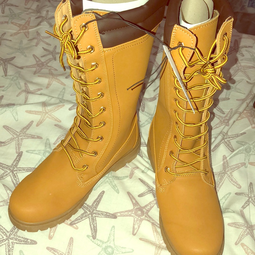 Combat boots 👢 rue21